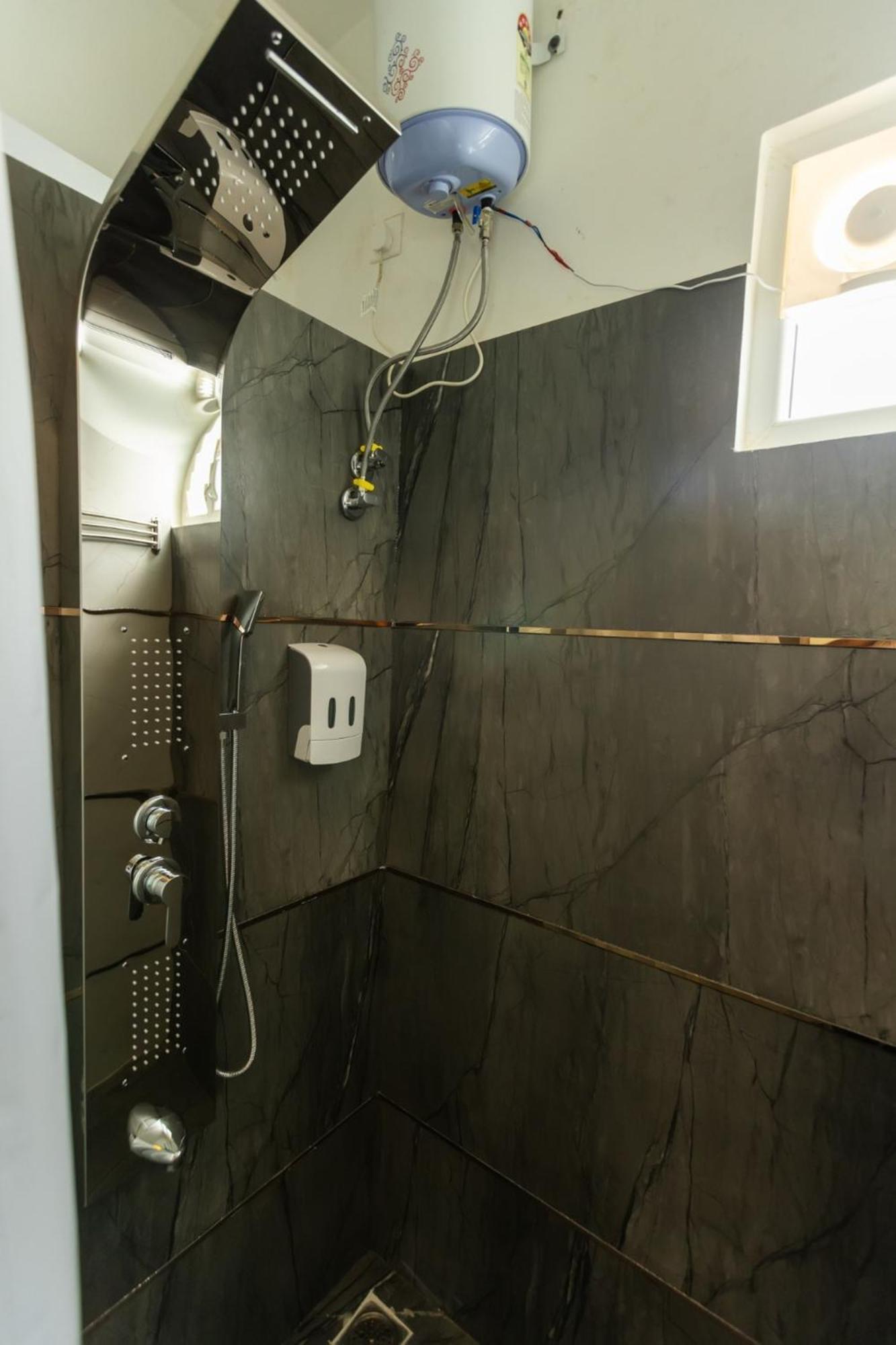 Bharath Pods Bed & Breakfast Coimbatore Exterior photo